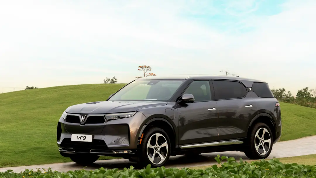 VinFast VF 9 Eco