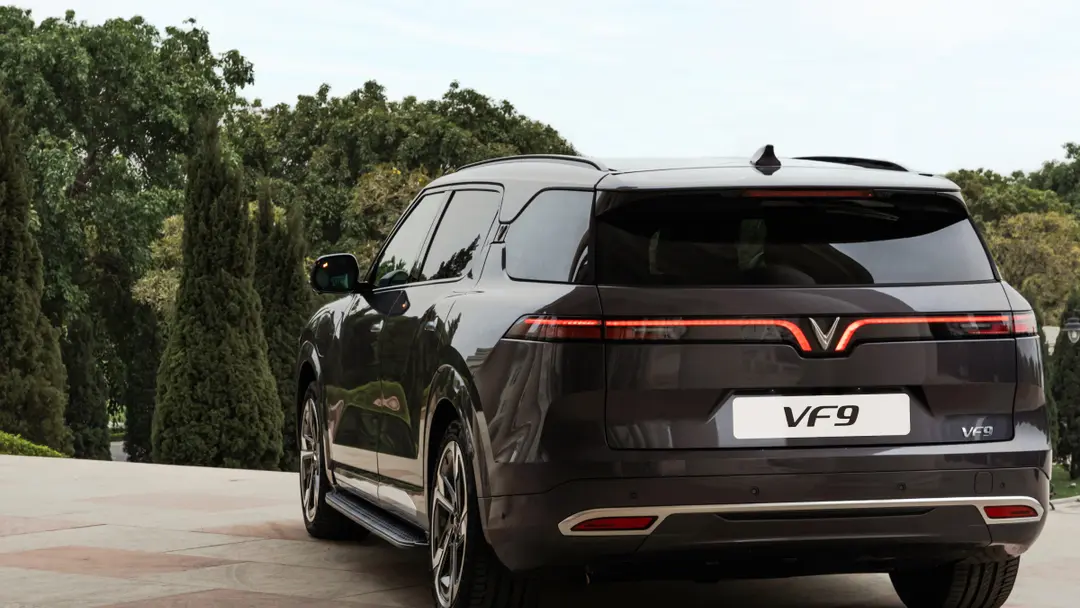 VinFast VF 9 Plus